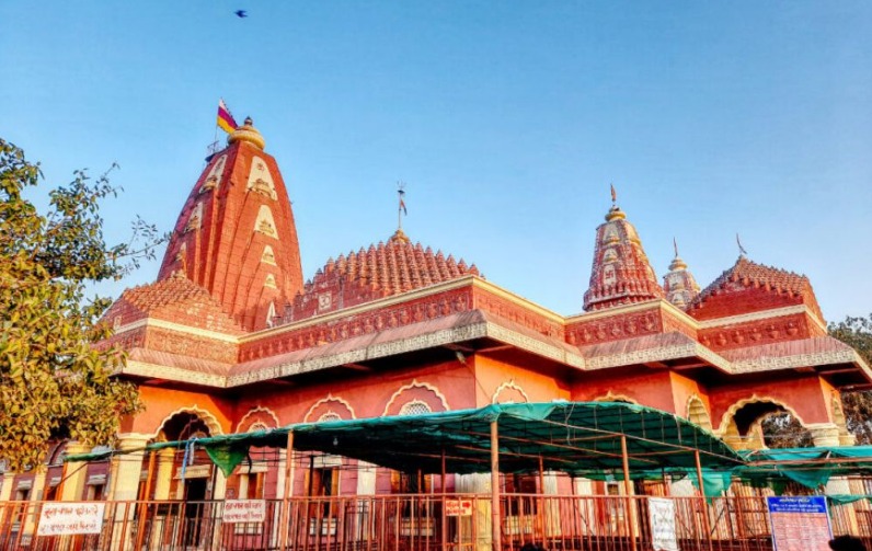 Nageshwarnath Temple